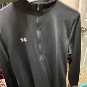 Used Under Armour Pullover